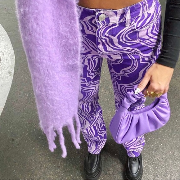 Zara PRINTED STRAIGHT LEG JEANS - Picture 9 of 11